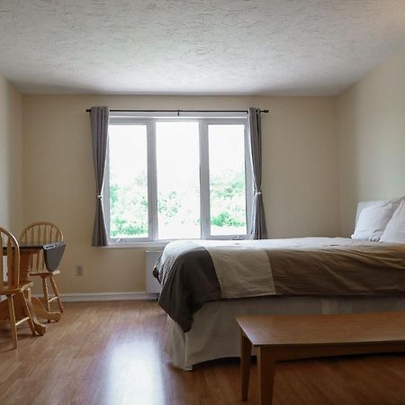 Atlantic Motel Berrys Mills Екстер'єр фото