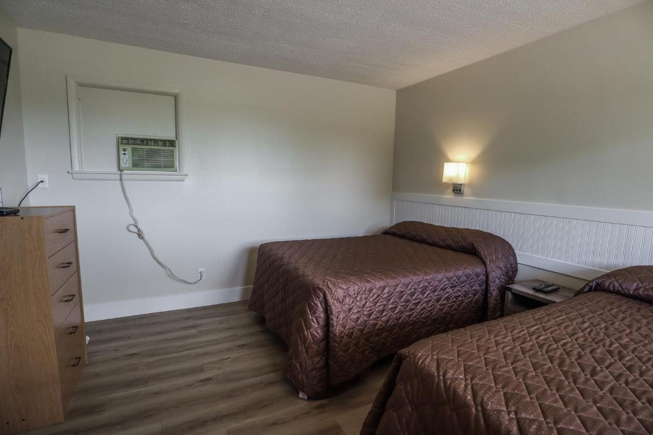 Atlantic Motel Berrys Mills Екстер'єр фото