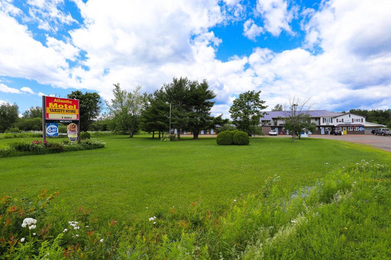 Atlantic Motel Berrys Mills Екстер'єр фото