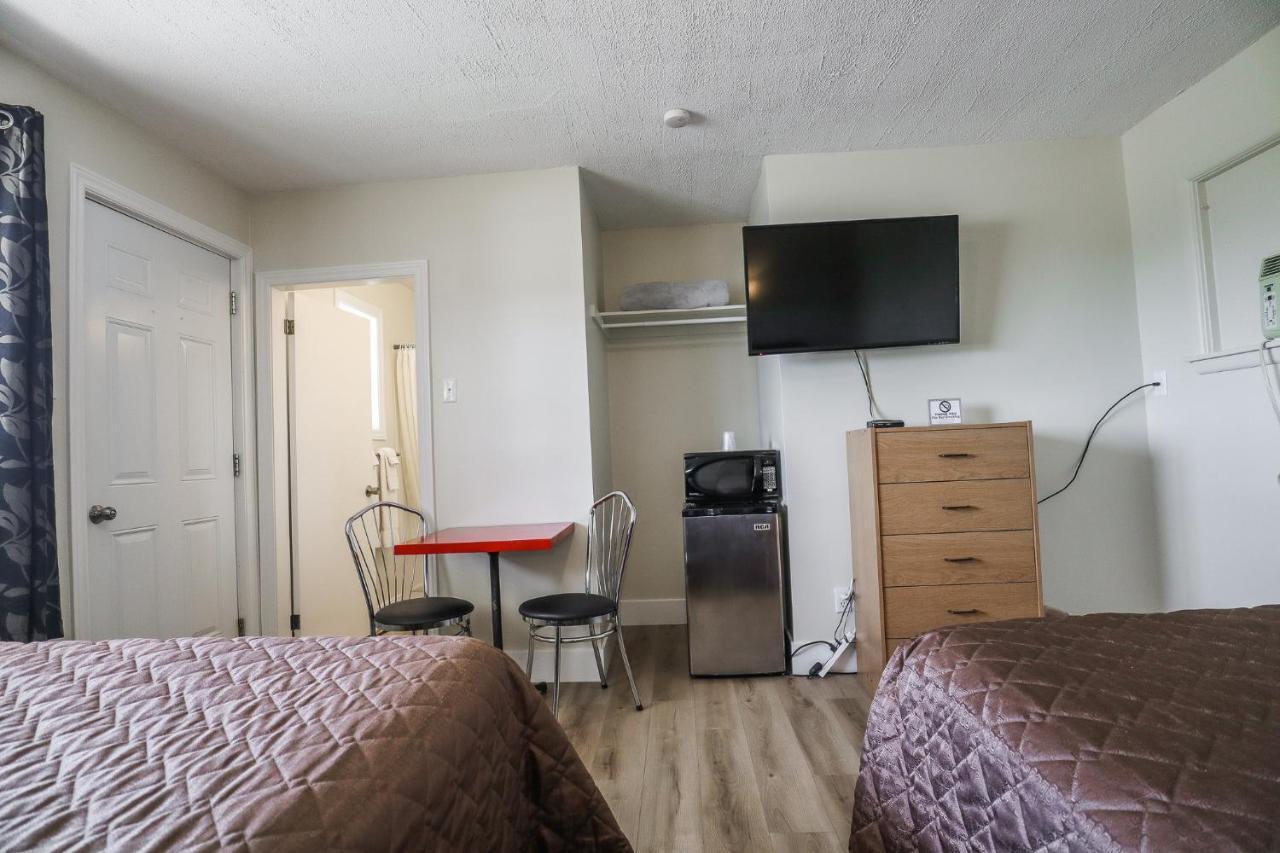 Atlantic Motel Berrys Mills Екстер'єр фото